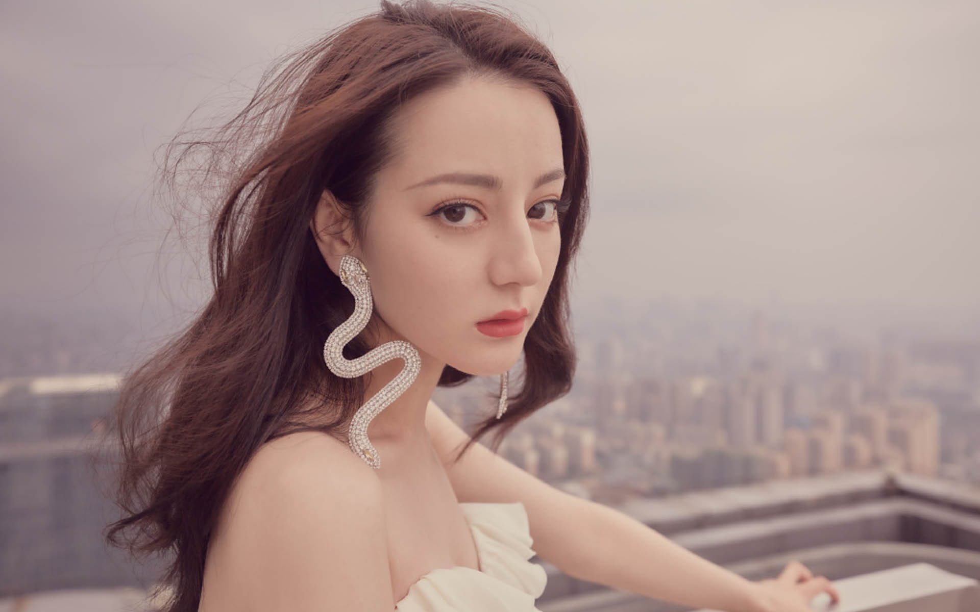 英超青训营引入虚拟现实技术强化战术理解与应用，英超训练基地