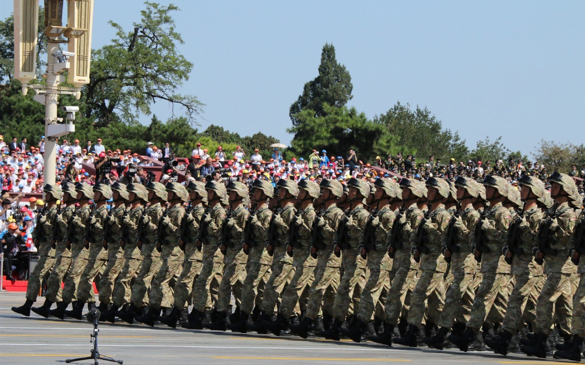 五大联赛是否出现更多以边后卫为突破核心的体系，五大联赛边锋