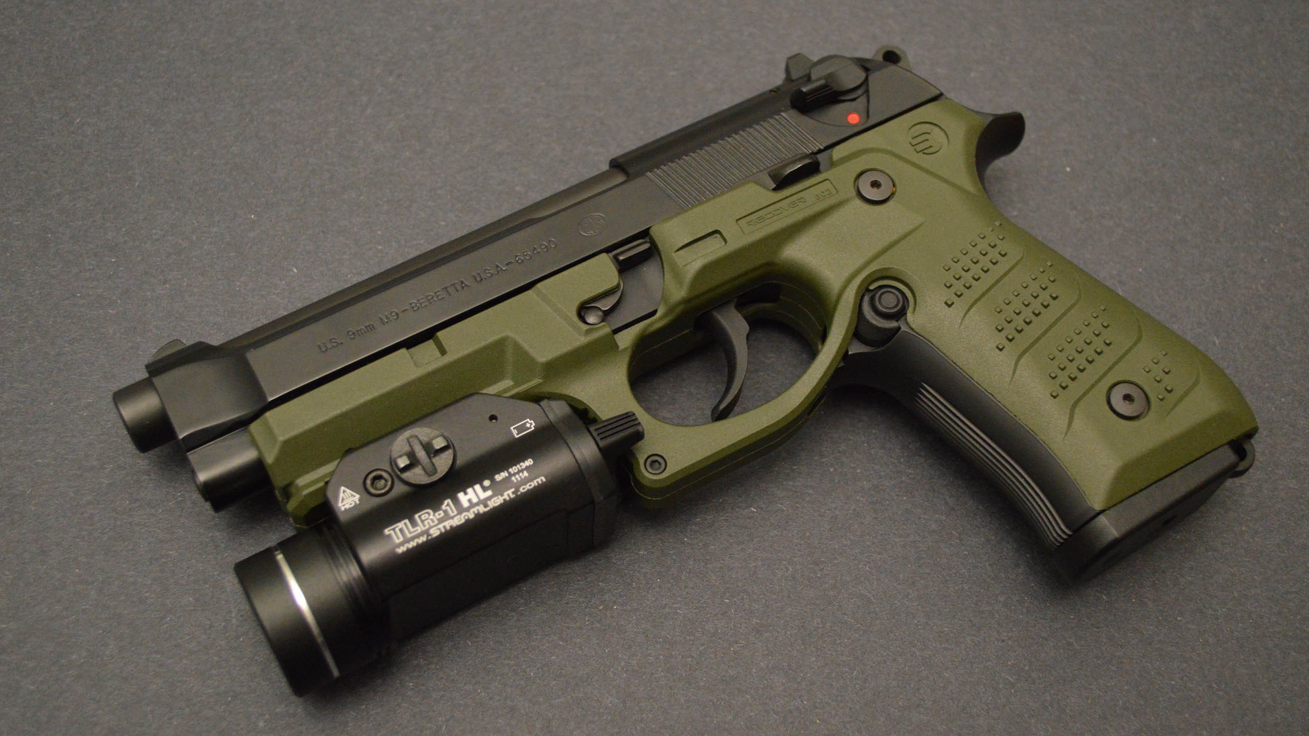 意甲赛季揭幕战:那不勒斯对阵AC米兰